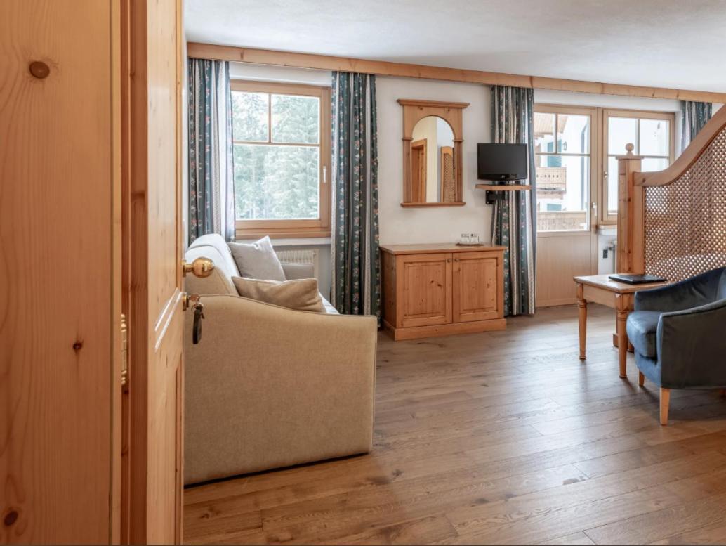 Hotel Bad Waldbrunn Monguelfo-Tesido / Welsberg-Taisten Eksteriør bilde